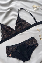 Flatlay Spitzen-Dessous Tencel nachhaltig und fair