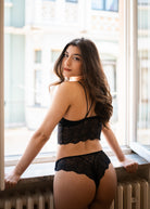 Long Bralette Johane mit Rückendetail schwarz Coco Malou